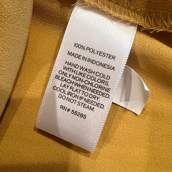 Mustard Lace Sleeve Open Back Top - Picture 4 of 14